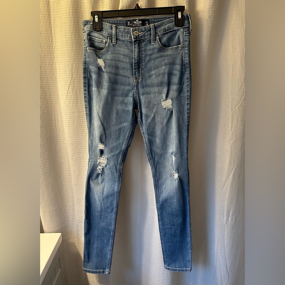 High rise super skinny jeans. Hollister